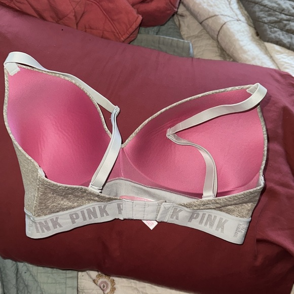 Victoria’s Secret PINK bra - Picture 2 of 3
